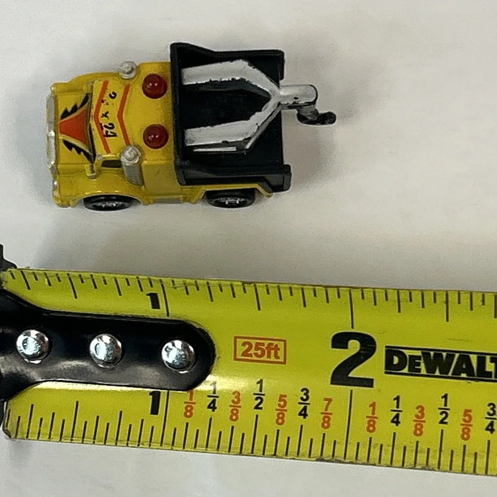 Majorette Micro Sonic Flashers Tow Truck Untested